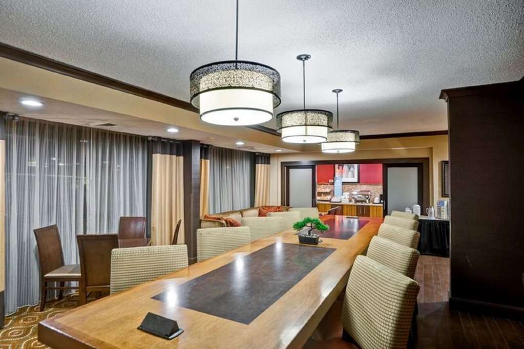 Hampton Inn Albany-Wolf Road Удобства фото